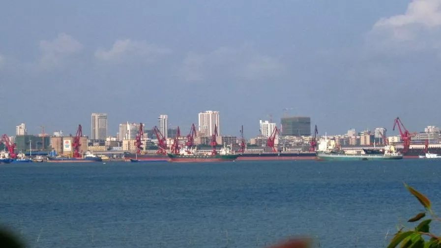 5c1c4dfe02538.jpg 640IV31BLRQ.jpg